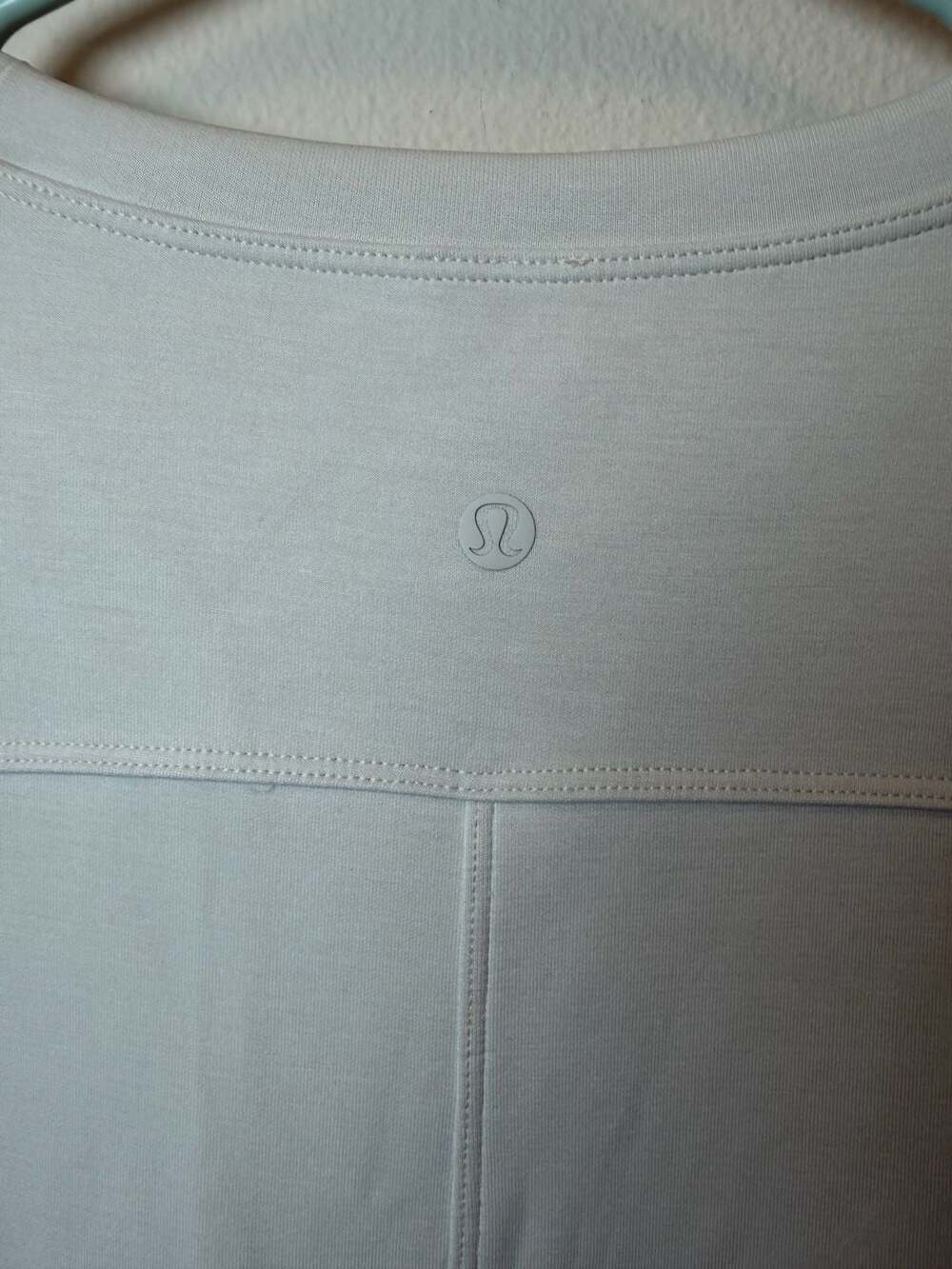 Lululemon Softstreme Midi Dress Size 2 - Picture 5 of 5